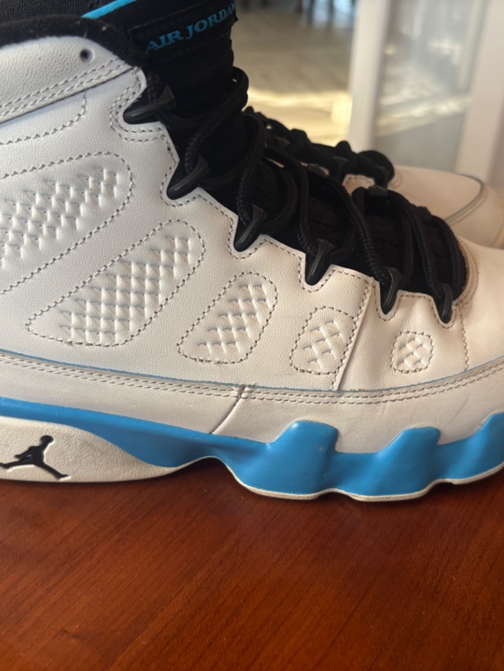 sneakers - Picture 4 of 12
